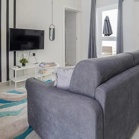 Large Penthouse With 2 Terraces - By Solea Homes Gzira