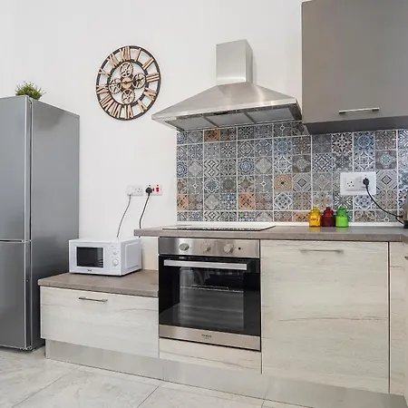 Large Penthouse With 2 Terraces - By Solea Homes Apartment Gzira